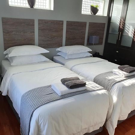 Apple And Spice Guest House George Extérieur photo