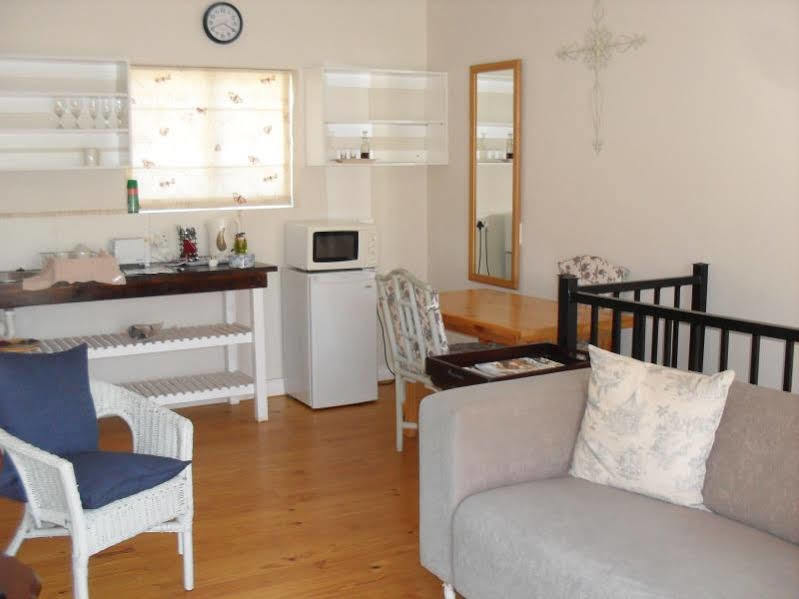 Apple And Spice Guest House George Extérieur photo